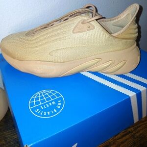 Adidas Beige Casual Sneakers
